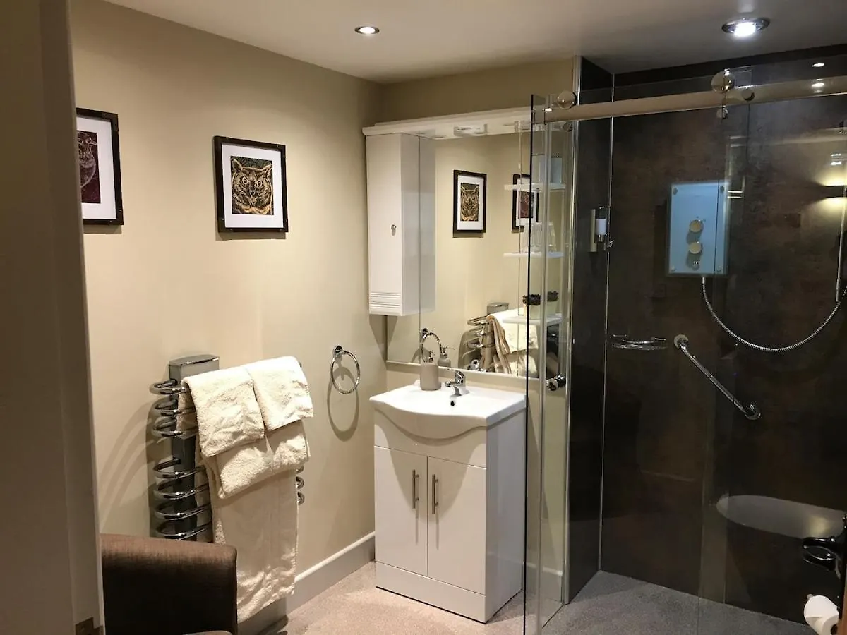 The Granary With Hot Tub - 2 Miles From Skipton Carleton Apartman