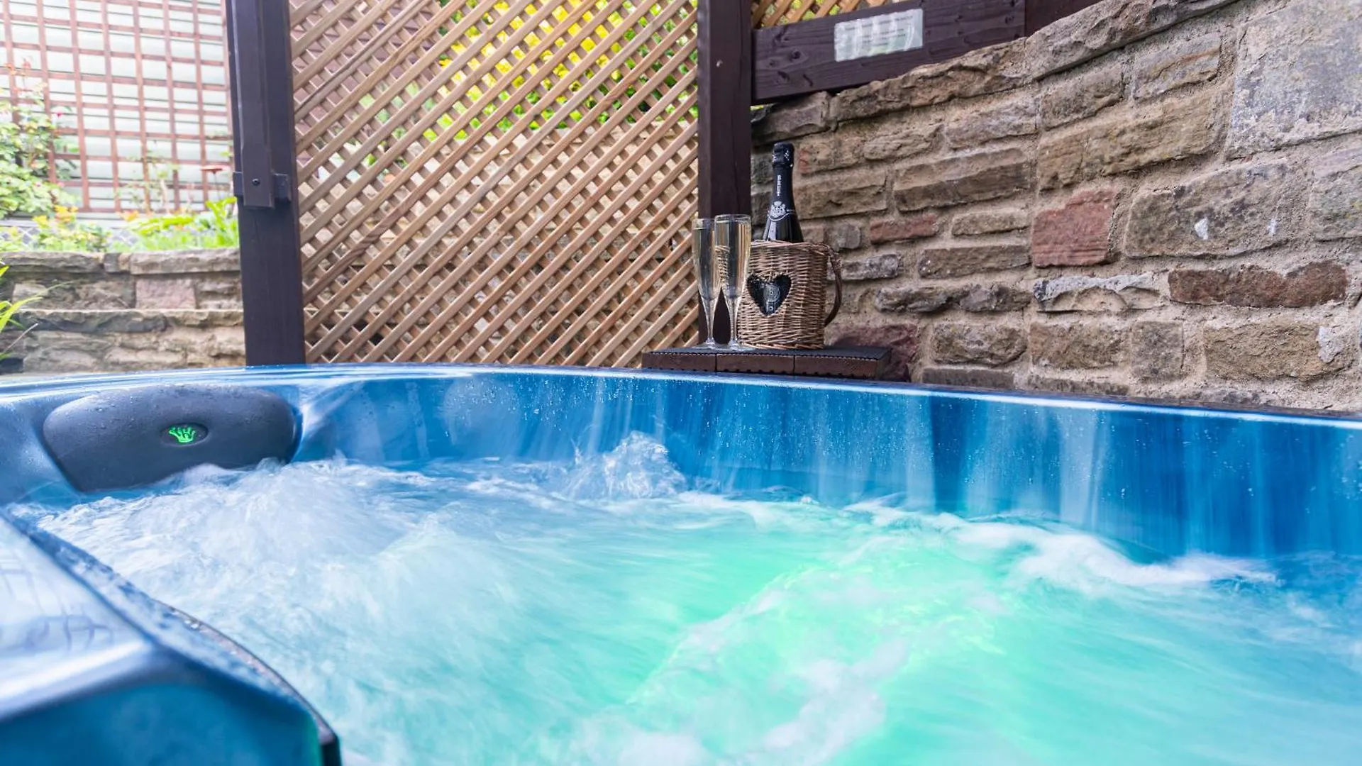 Apartman The Granary With Hot Tub - 2 Miles From Skipton Carleton